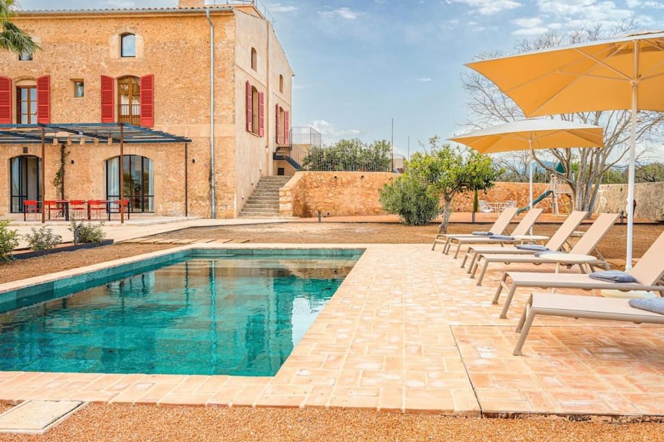 A unique experience in the heart of Mallorca by Renthousing Villa in Raiguer