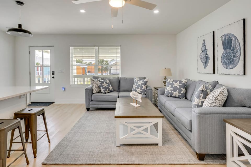 Brand New Home in Steinhatchee with Rooftop Deck! House in Florida