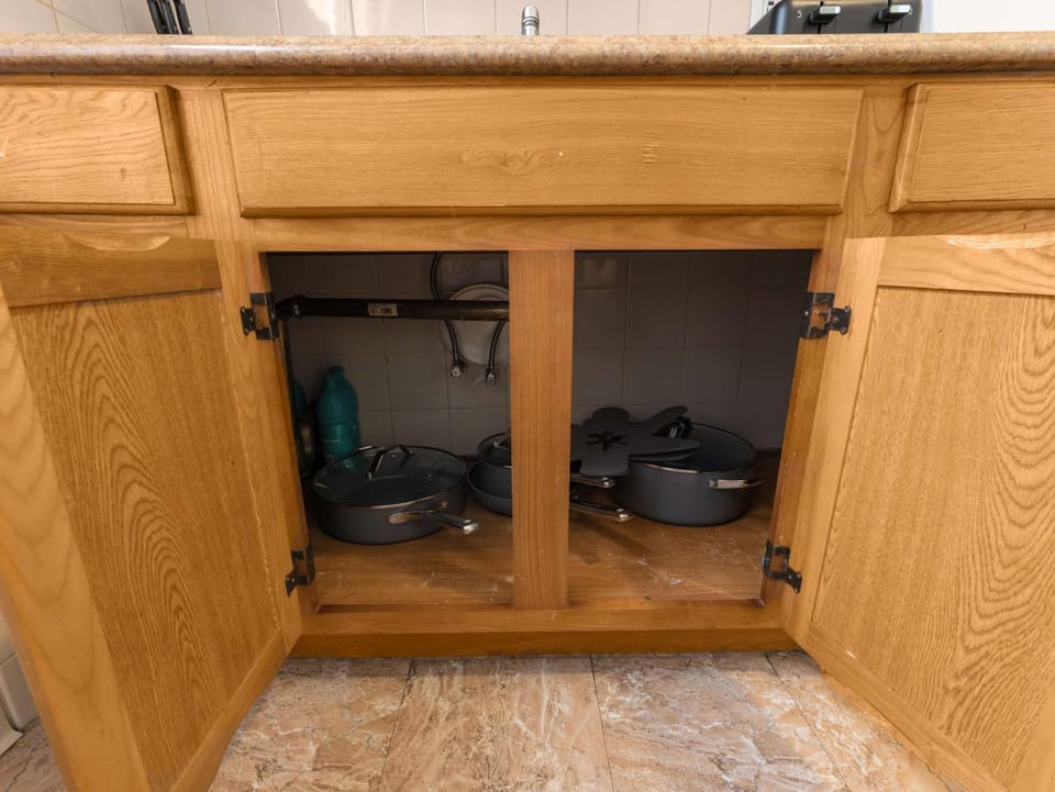 Fully Furnished 1BR Apartment in Sunnyside - Near Subway Apartment in Sunnyside