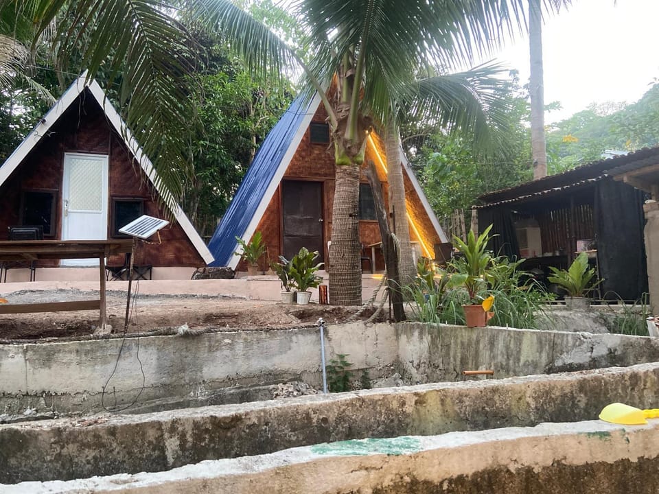 Sea Breeze Lodge Villa in Siquijor