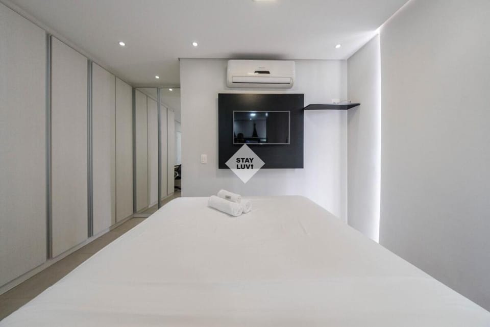 Studio Completo a 10 min do Aeroporto GRU com Vaga Apartment in Guarulhos