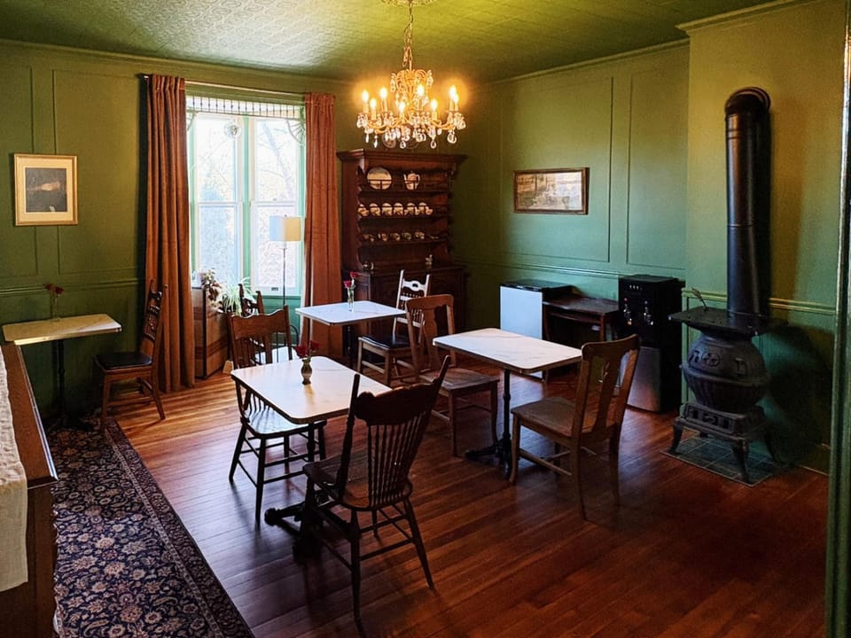 Avery House Bed & Breakfast Bed and Breakfast in Galena