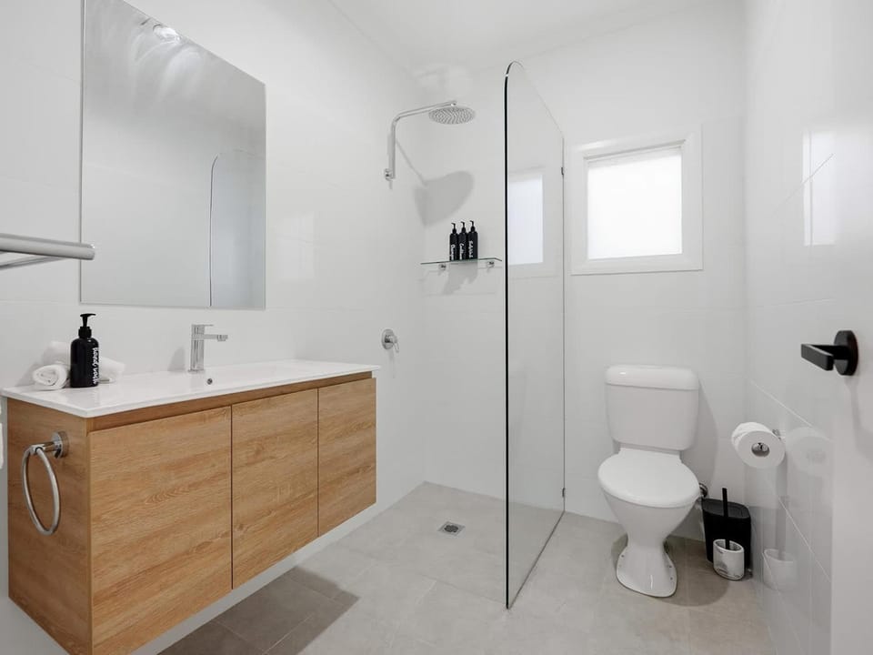 Vale Road Studio Two - 3 Minutes to CBD Apartment in Bathurst