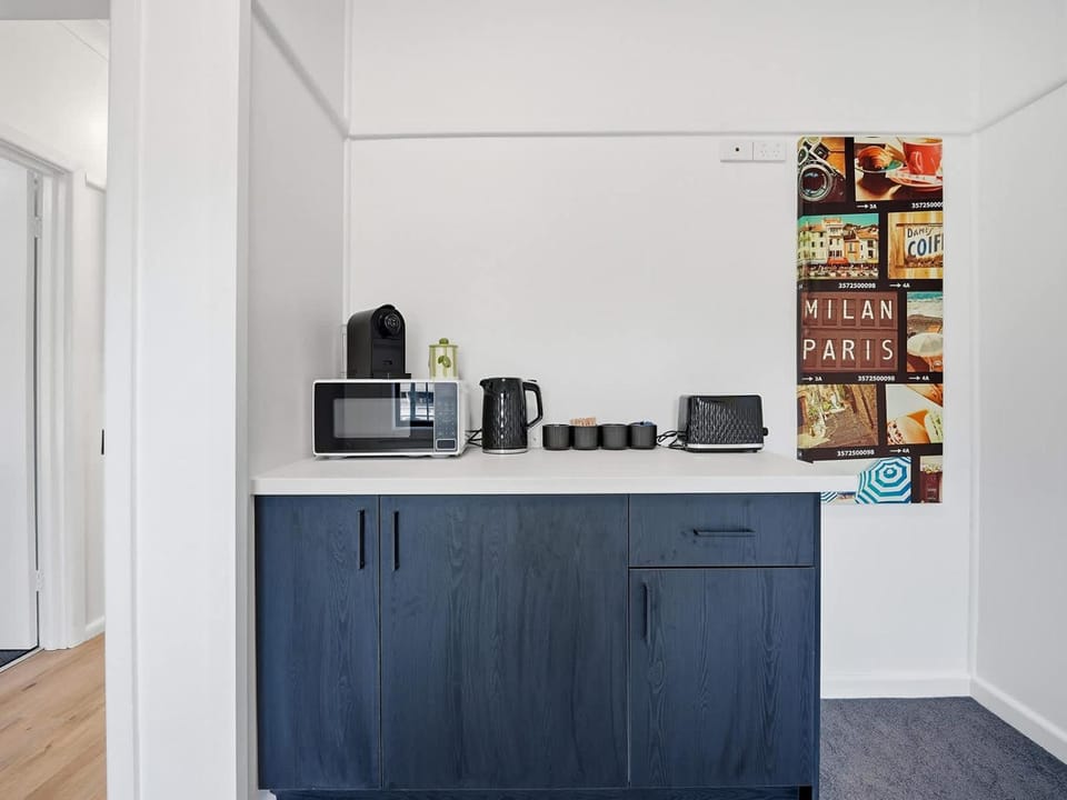 Vale Road Studio Two - 3 Minutes to CBD Apartment in Bathurst
