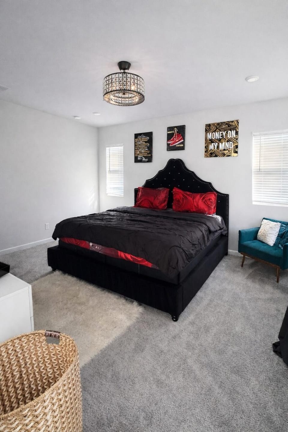 3BR n 3 Baths Modern Town House Close To Downtown CLT House in Huntersville