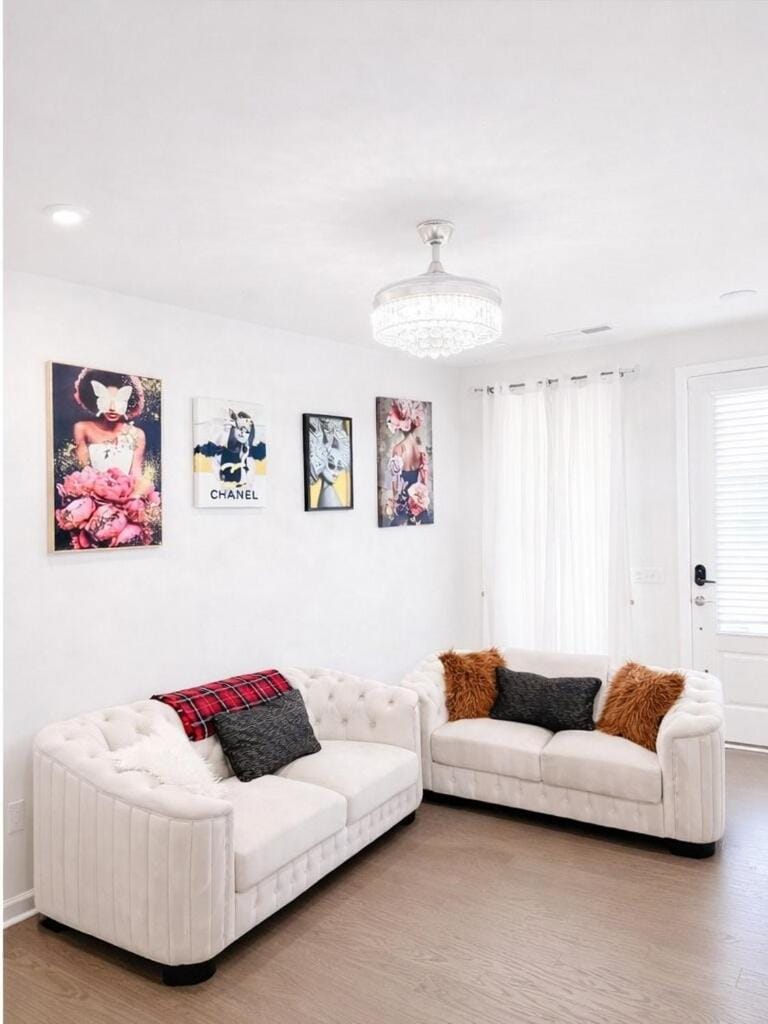 Modern Town House Close To Uptown House in Huntersville