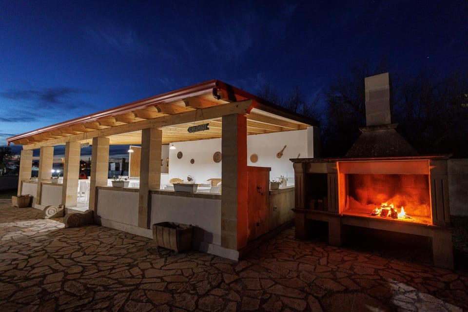 Night, BBQ facilities, Dining area