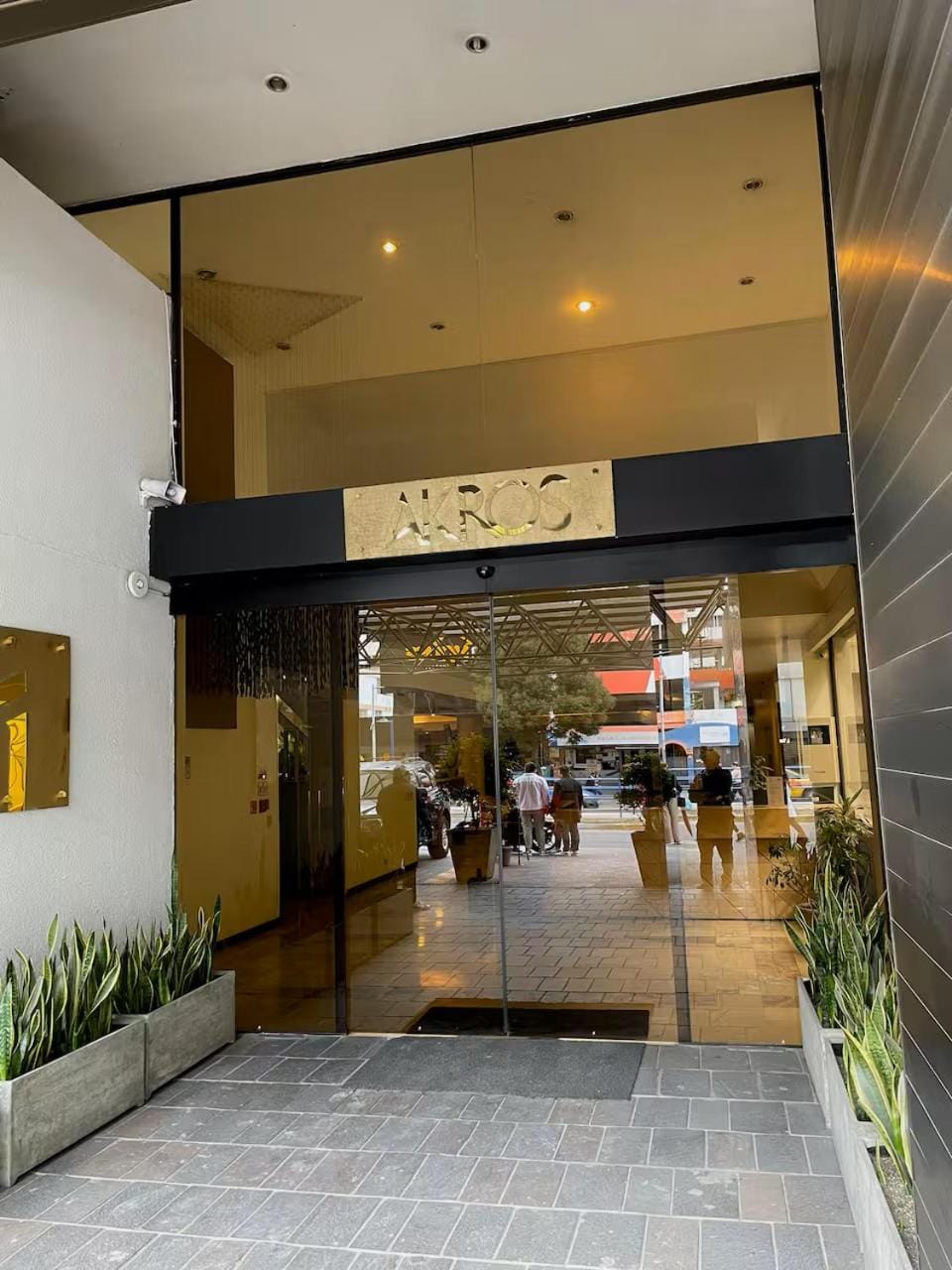 Suites Edificio Akros Apartment hotel in Quito