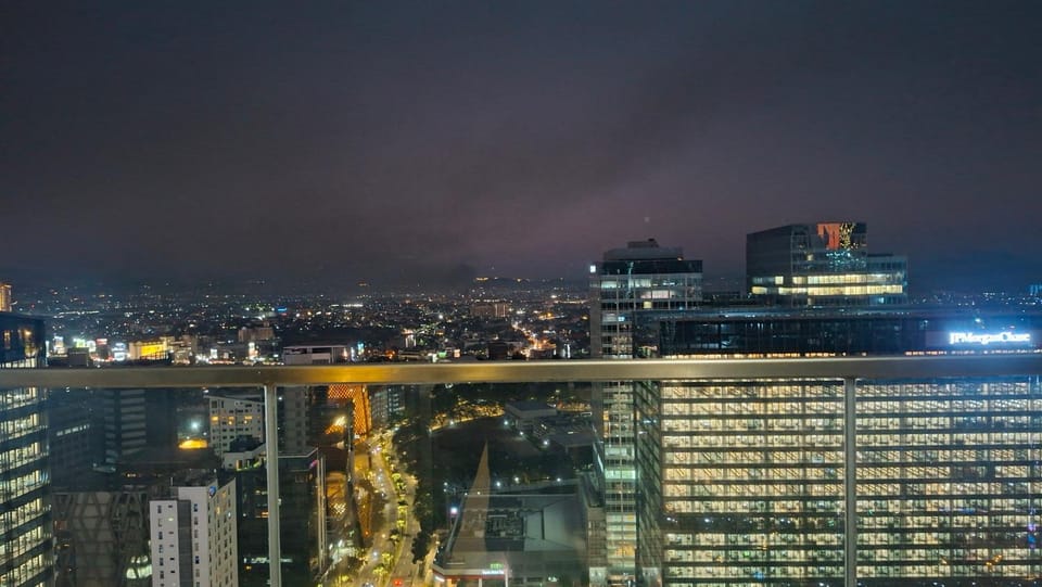 Mysuites2go33E Uptown Parksiutes Tower2 Hostel in Makati