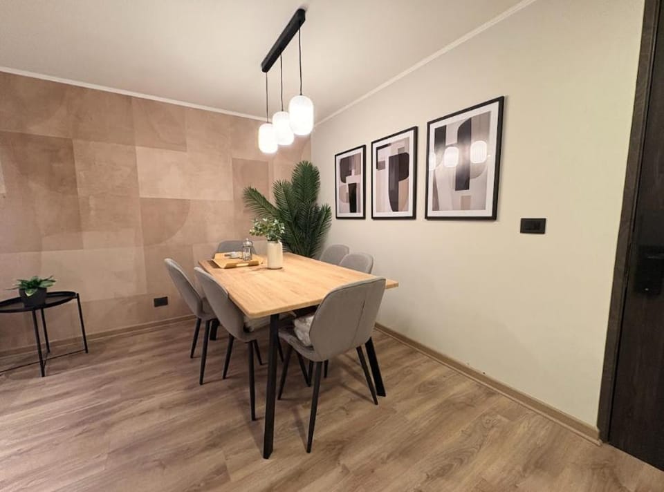 Metro Parque Almagro I Estacionamiento I 2D2B Apartment in Santiago