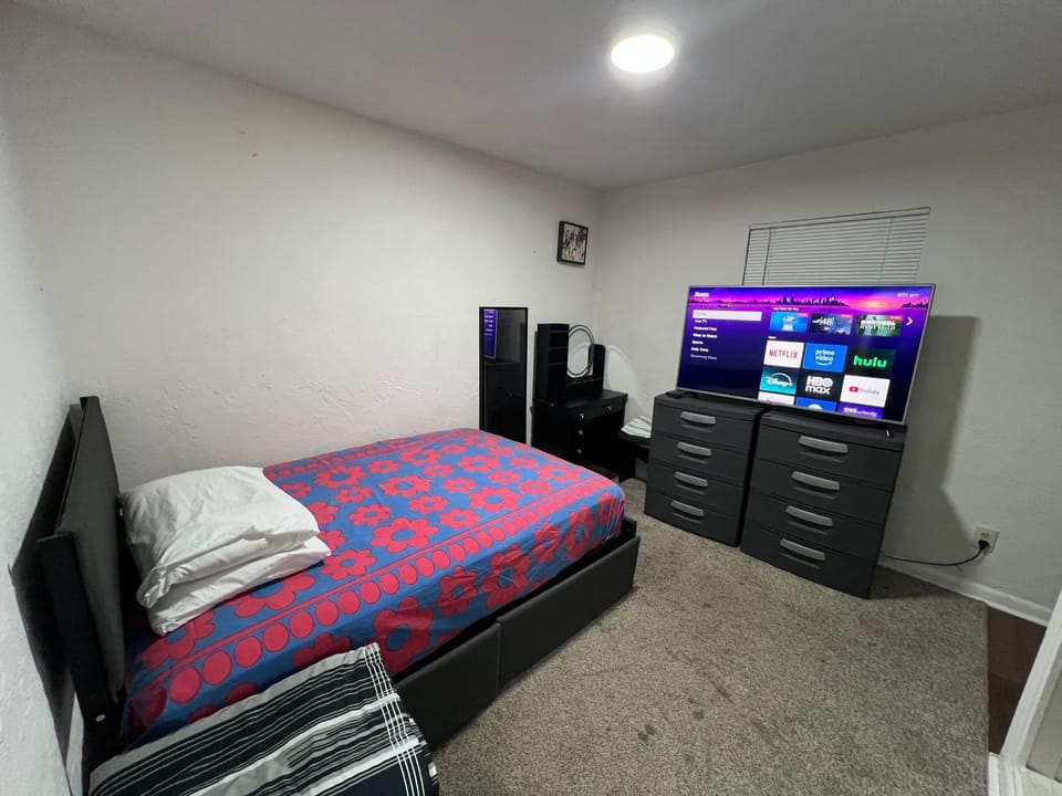 Room near Downtown Apartment in Fort Lauderdale