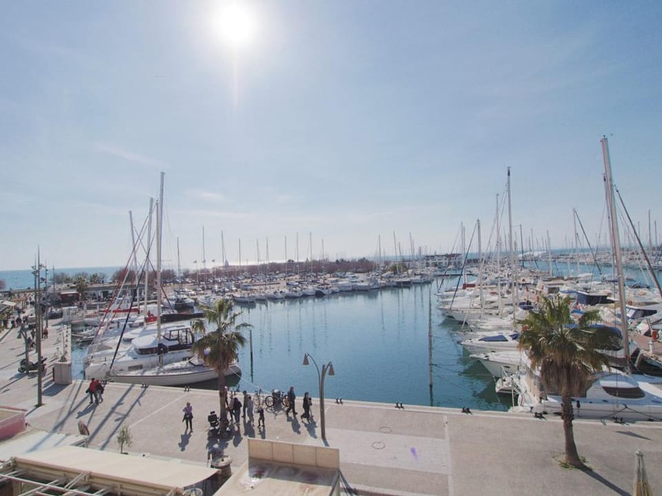Studio avec parking, vue port - 2 pers. - FR-1-874-26 Apartment in La Grande-Motte