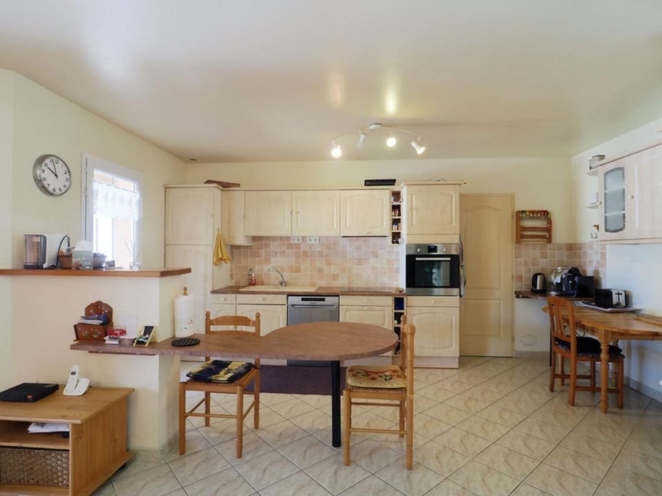 Villa clim, piscine, animaux OK - 8 pers. - FR-1-874-35 Apartment in Le Grau-du-Roi