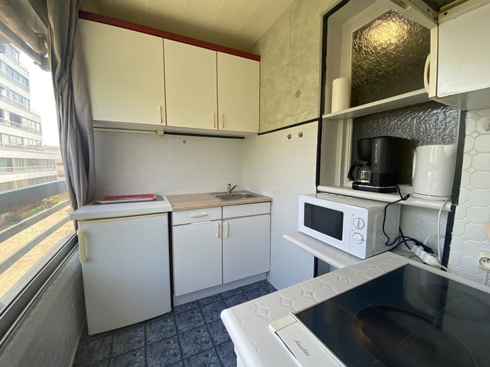 Studio coquet avec piscine - 2 pers. - FR-1-874-46 Apartment in La Grande-Motte