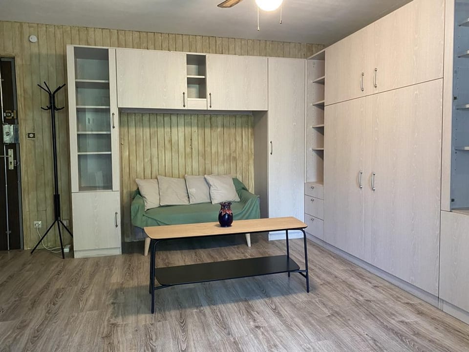 Studio coquet avec piscine - 2 pers. - FR-1-874-46 Apartment in La Grande-Motte