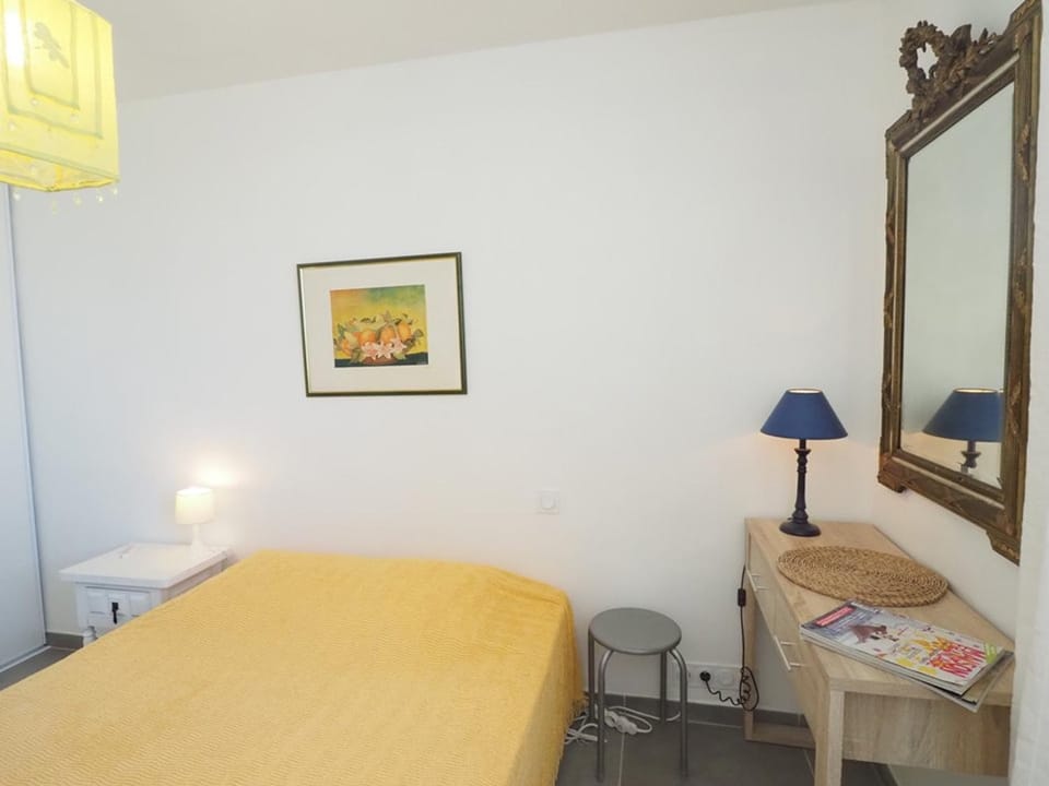 Appartement climatisé, parking, vue mer - 6 pers. - FR-1-874-43 Apartment in Le Grau-du-Roi