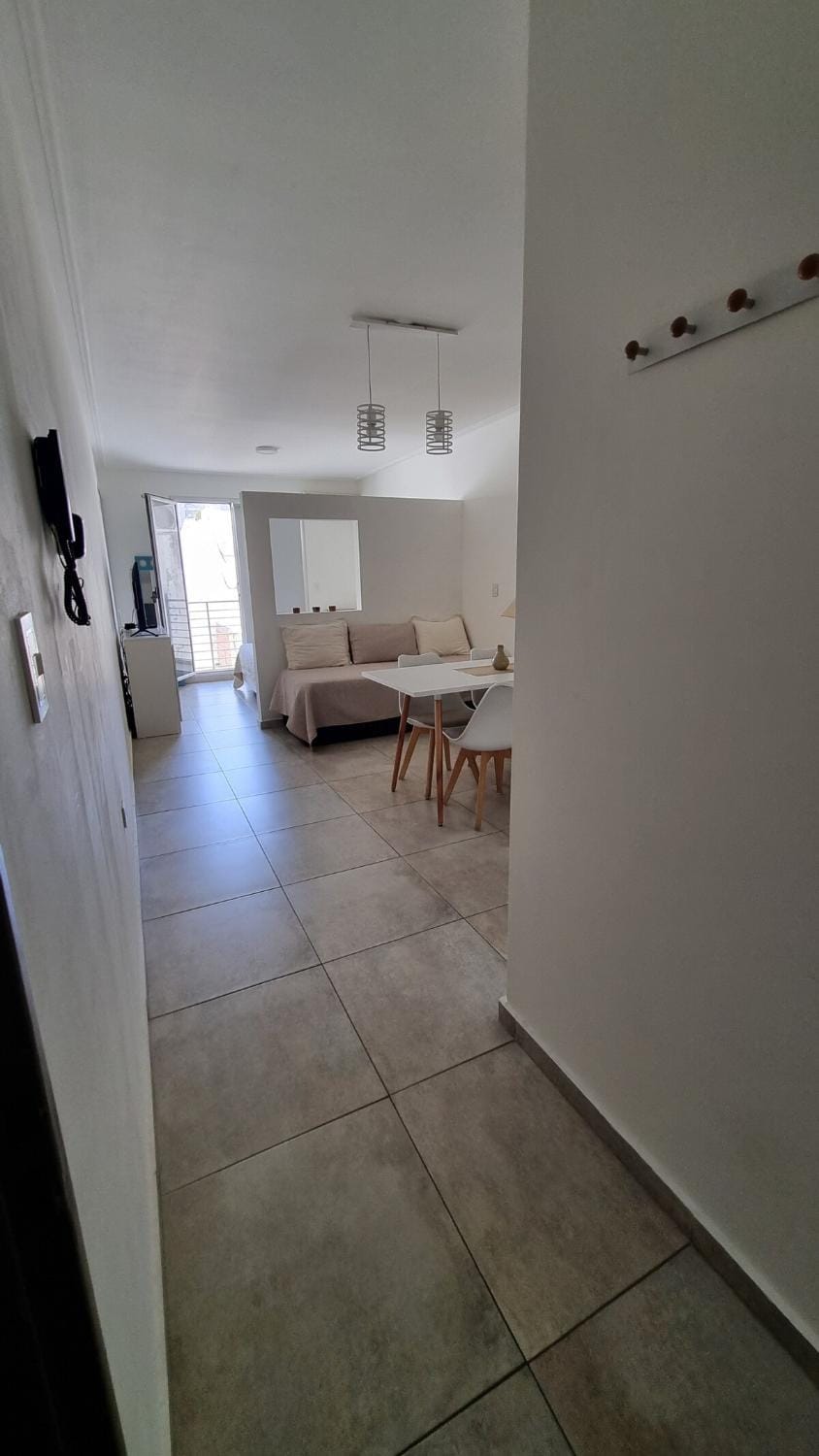 Moderno y cómodo departamento céntrico con cochera Apartment in Bahía Blanca