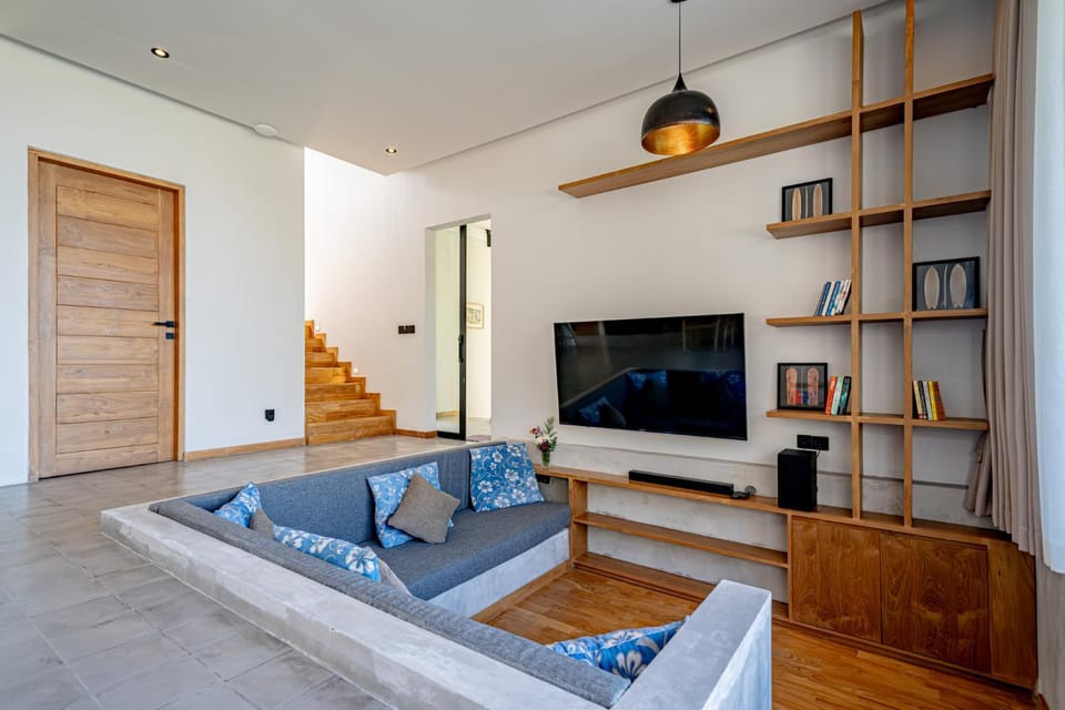 Communal lounge/ TV room, Living room, Seating area