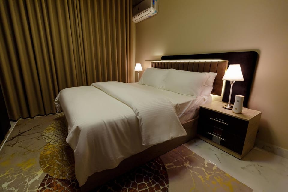 Bed, Bedroom, air conditioner