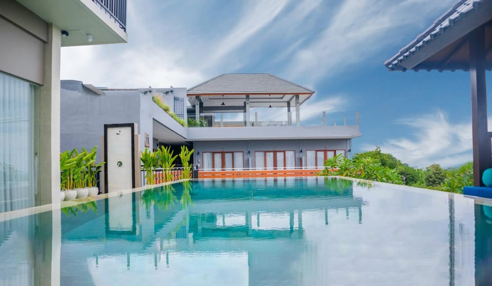 Property building, Swimming pool