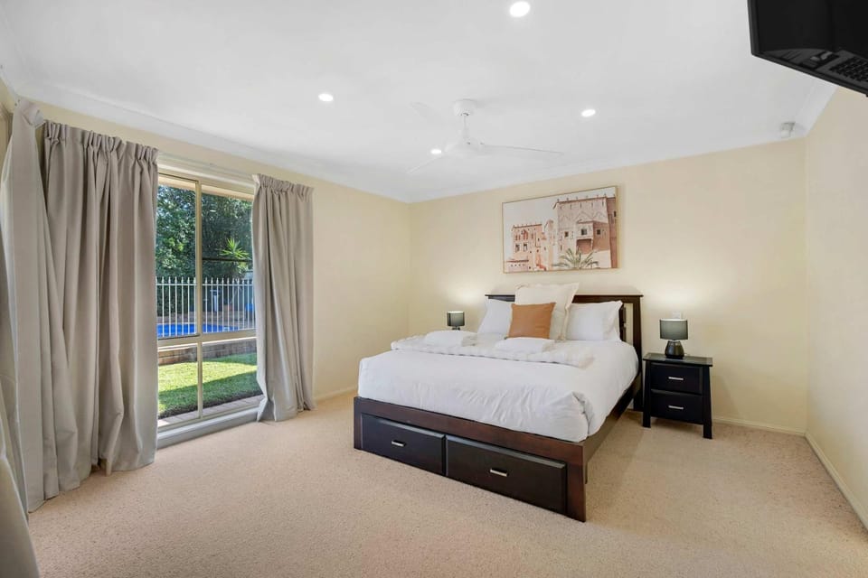 Whispering Glen - Pool Entertainer Close to Zoo House in Dubbo