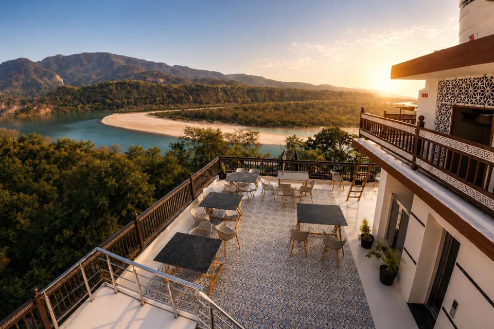 Natural landscape, Balcony/Terrace, River view