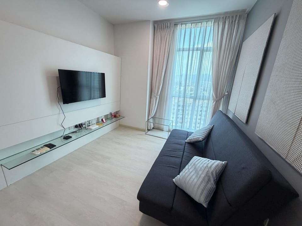 Azure Jelutong Strait Garden with Pool 2BR Apartment in George Town
