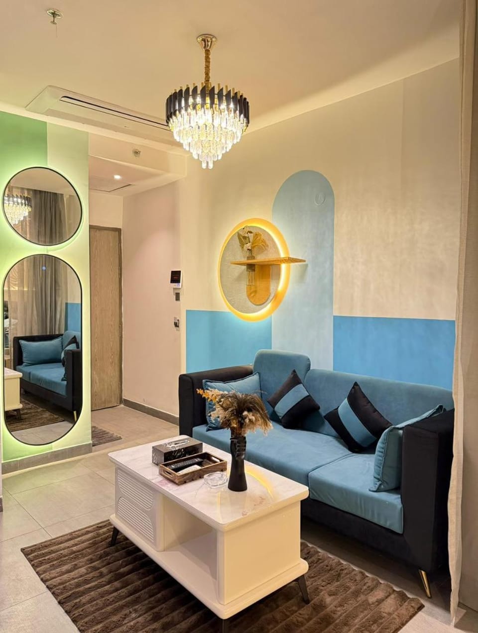 DiMerro Stays Supernova Apartment in Noida