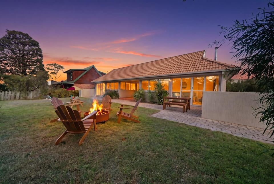 Property building, Night, Garden, Garden, Garden view, Garden view