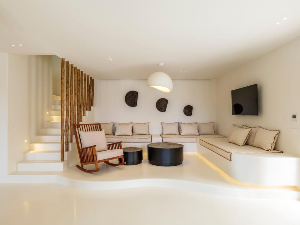 TV and multimedia, Living room, Seating area
