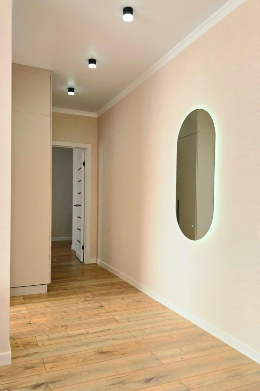 Photo of the whole room, wardrobe