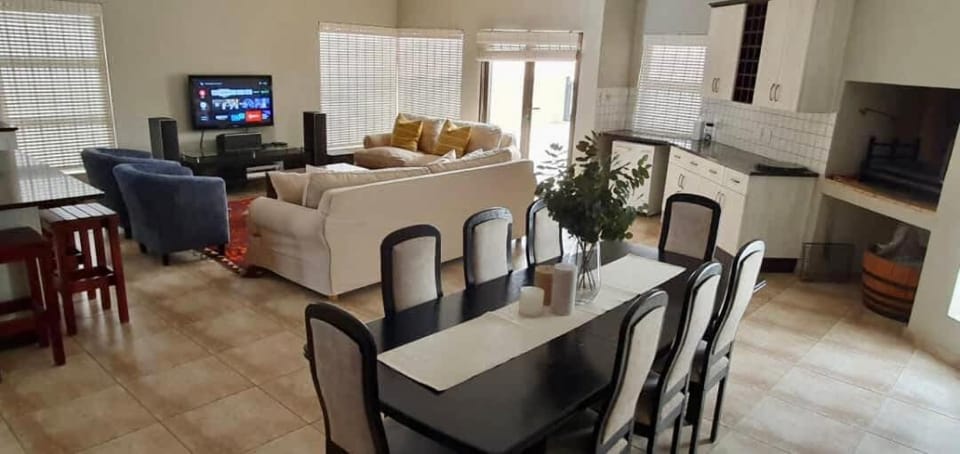 Desert Scape Self Catering House in Namibia