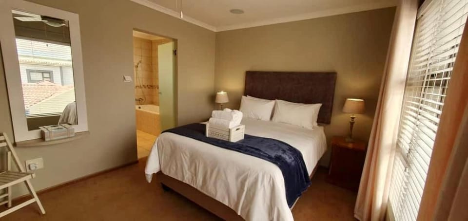 Desert Scape Self Catering House in Namibia
