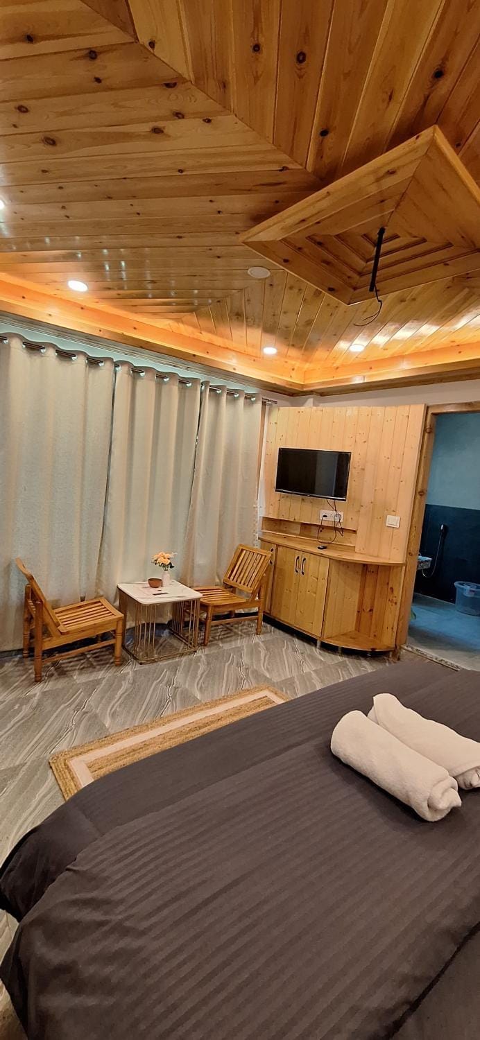 Saathi Stay & Cafe Bed and Breakfast in Himachal Pradesh