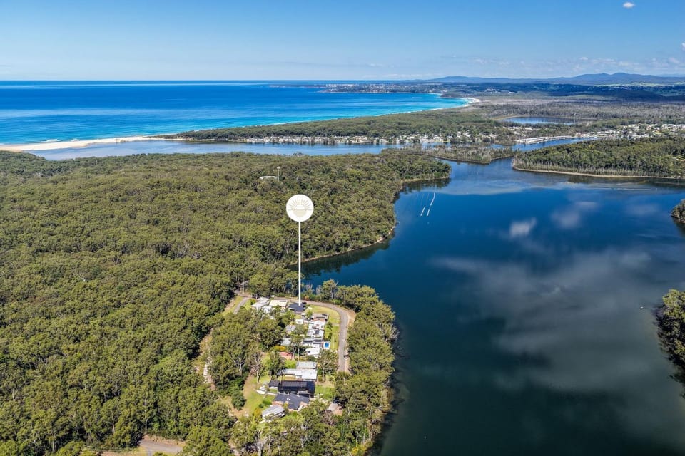 The Lakehouse, family friendly home with picturesque bush and lake views House in Bendalong