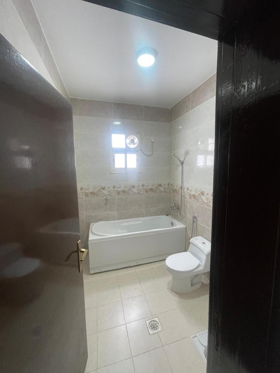 Toilet, Bath