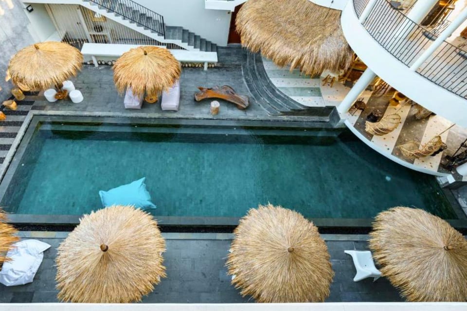 Property building, Swimming pool