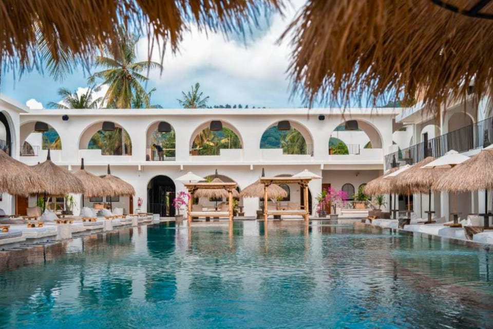Property building, Swimming pool
