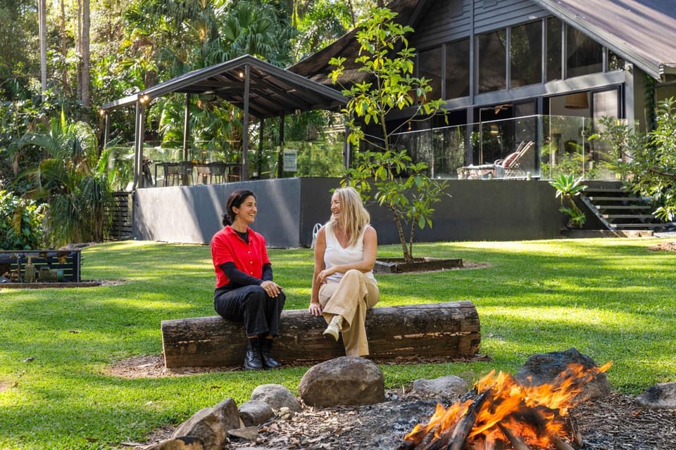 People, Garden, Guests, Garden view, group of guests