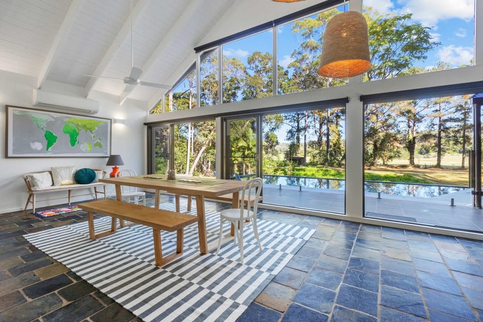 Patio, Communal lounge/ TV room, Garden, Dining area, Garden view, Pool view, Swimming pool, sunbed