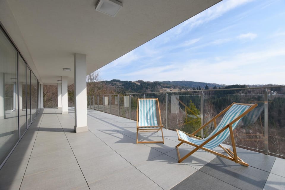 Spring, View (from property/room), Balcony/Terrace, Balcony/Terrace