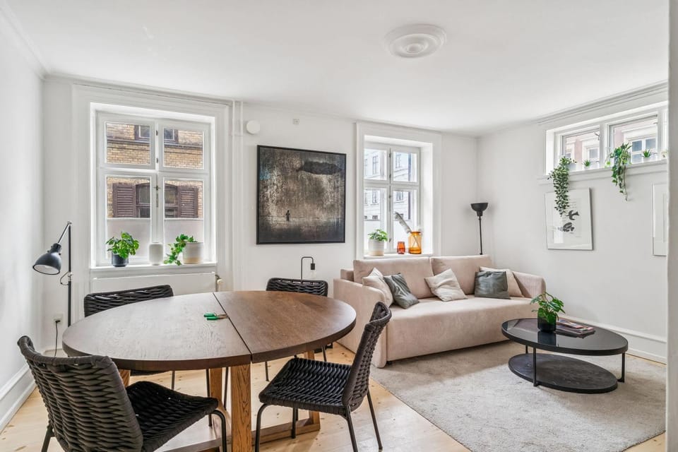 Stay Central - Steps From Nyhavn & Near Tivoli Apartment in Copenhagen