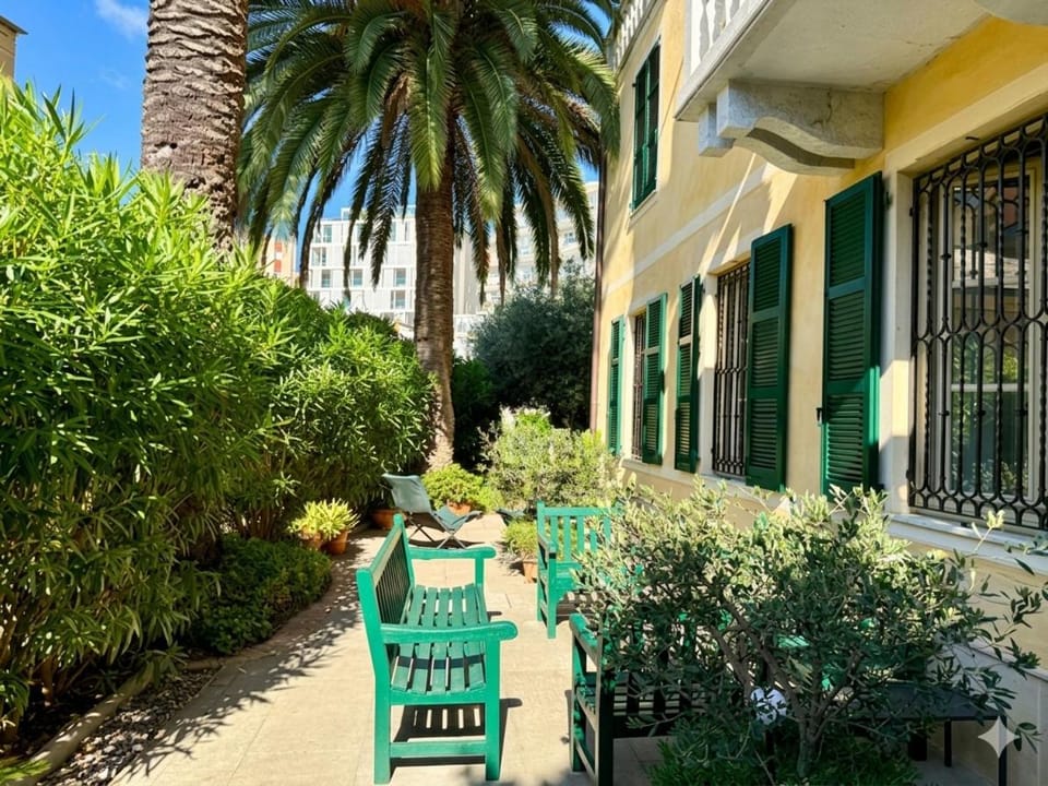 Garden, Balcony/Terrace