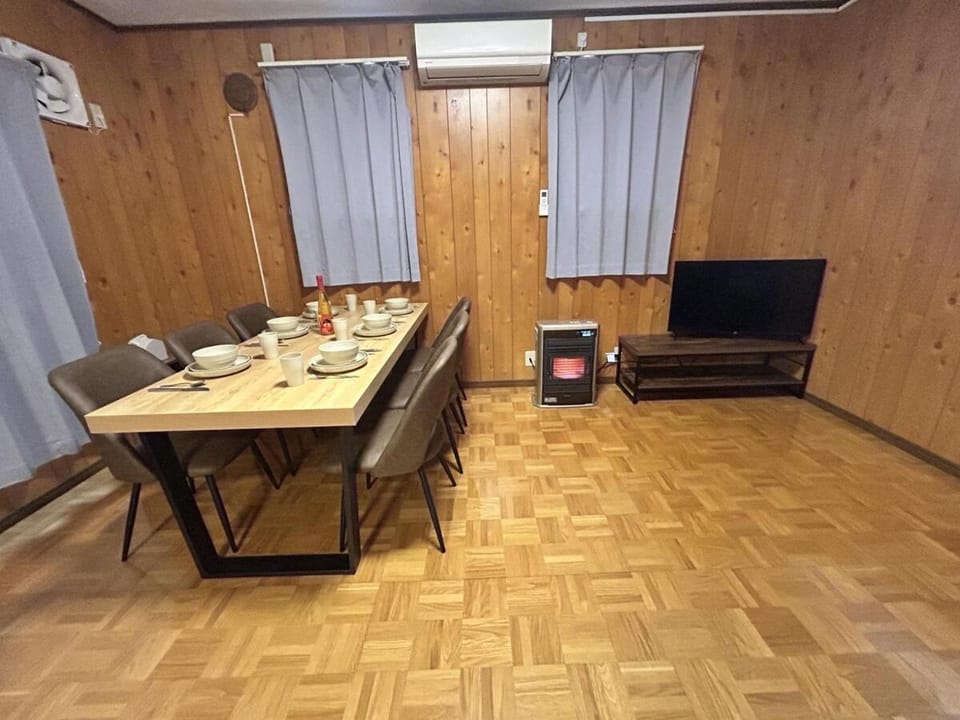 AOMORI LOVERS Minatomachi Base House in Japan