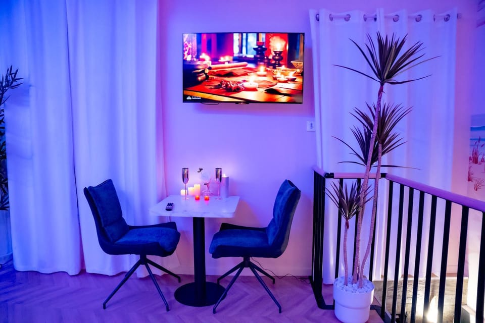 L ile d'Andromede - Suite Spa et Design Sensoriel Apartment in Île-de-France
