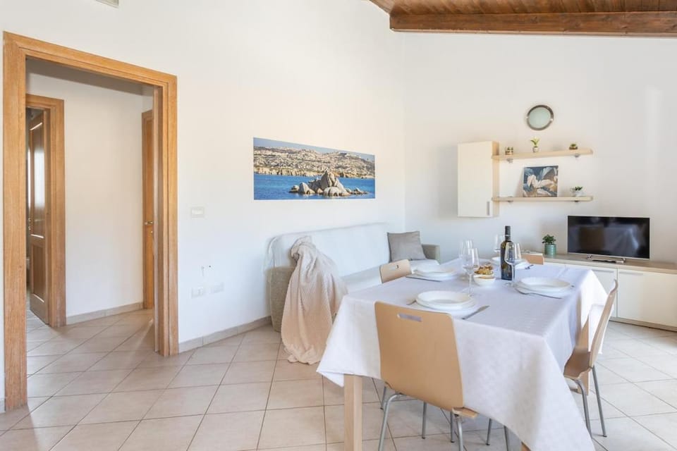 Dining area, Lunch
