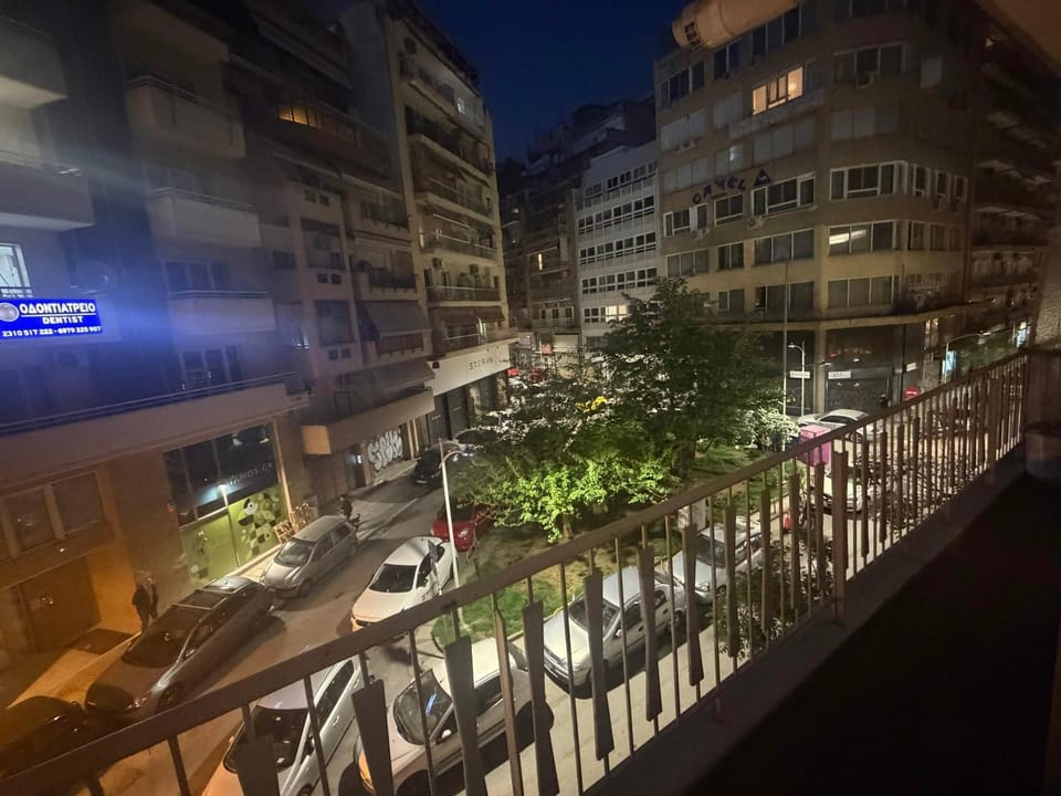 oasis apartement next to valaoritou Apartment in Thessaloniki