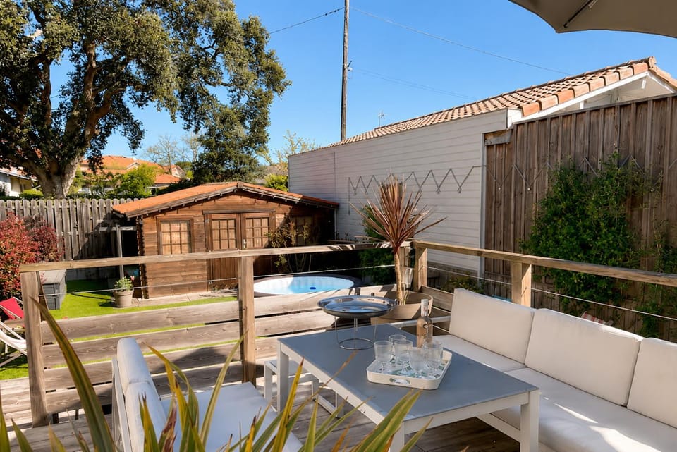 Patio, Balcony/Terrace, Pool view, Swimming pool