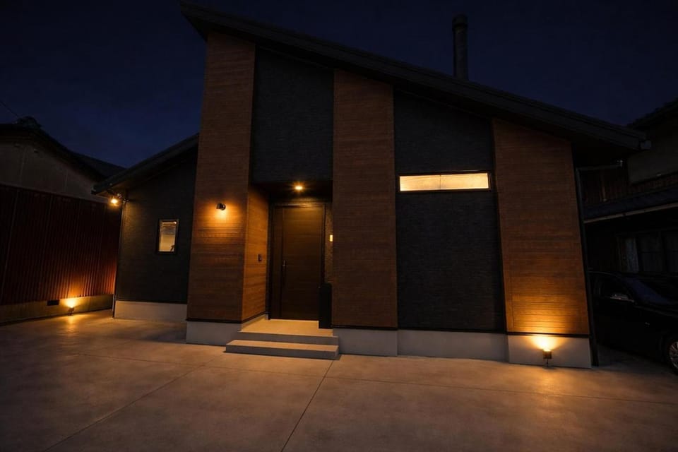 A Quiet Night of Stars in Nagahama Local Stay Apartment in Shiga, Japan