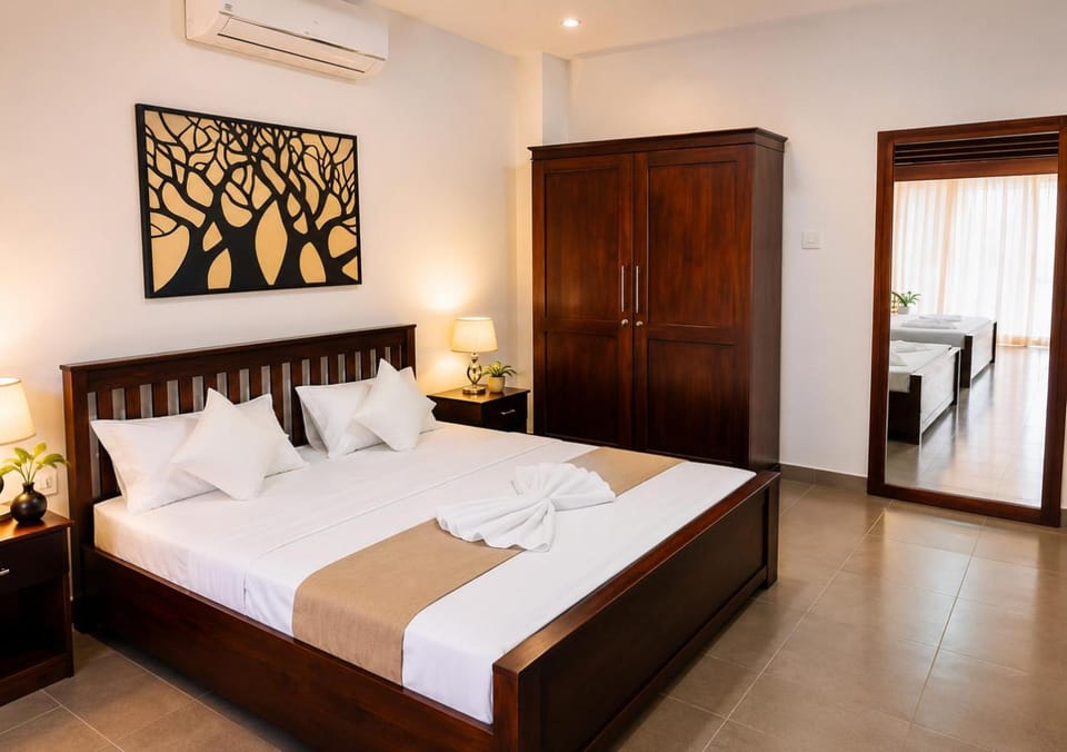 Bed, Photo of the whole room, Bedroom, wardrobe, air conditioner